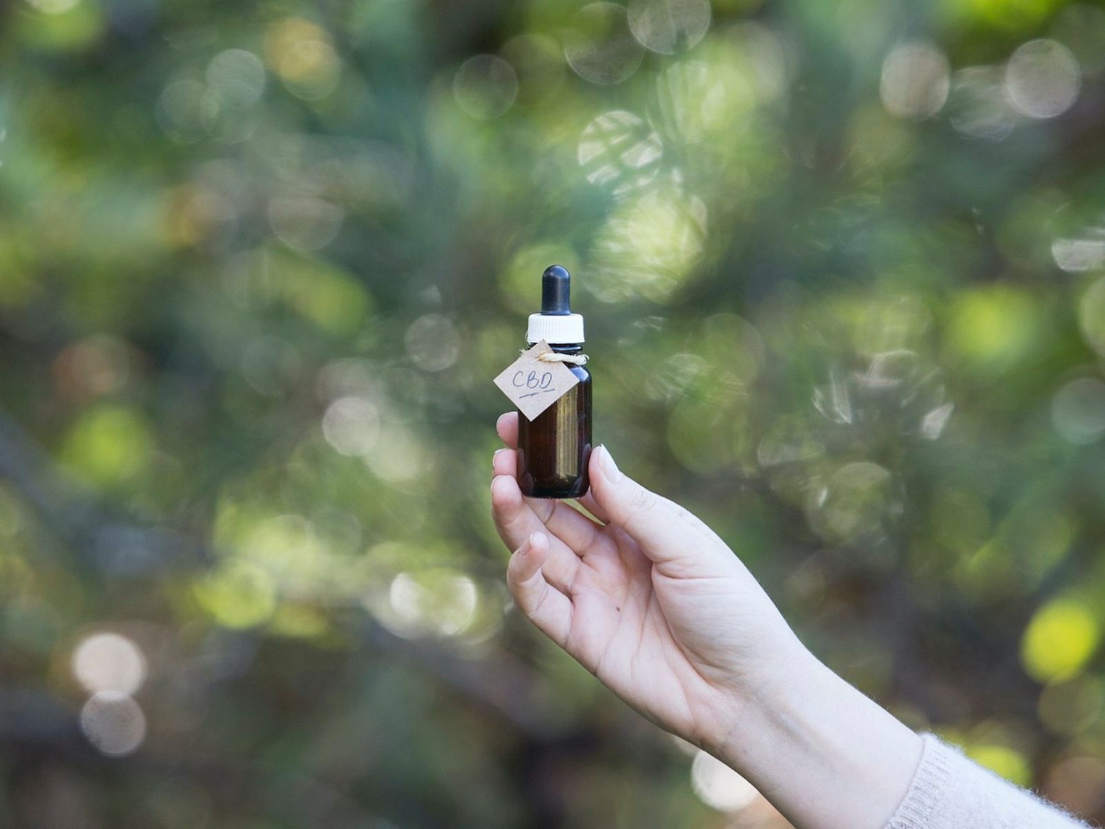 cbd-cannabidiol-oil-hemp-tincture